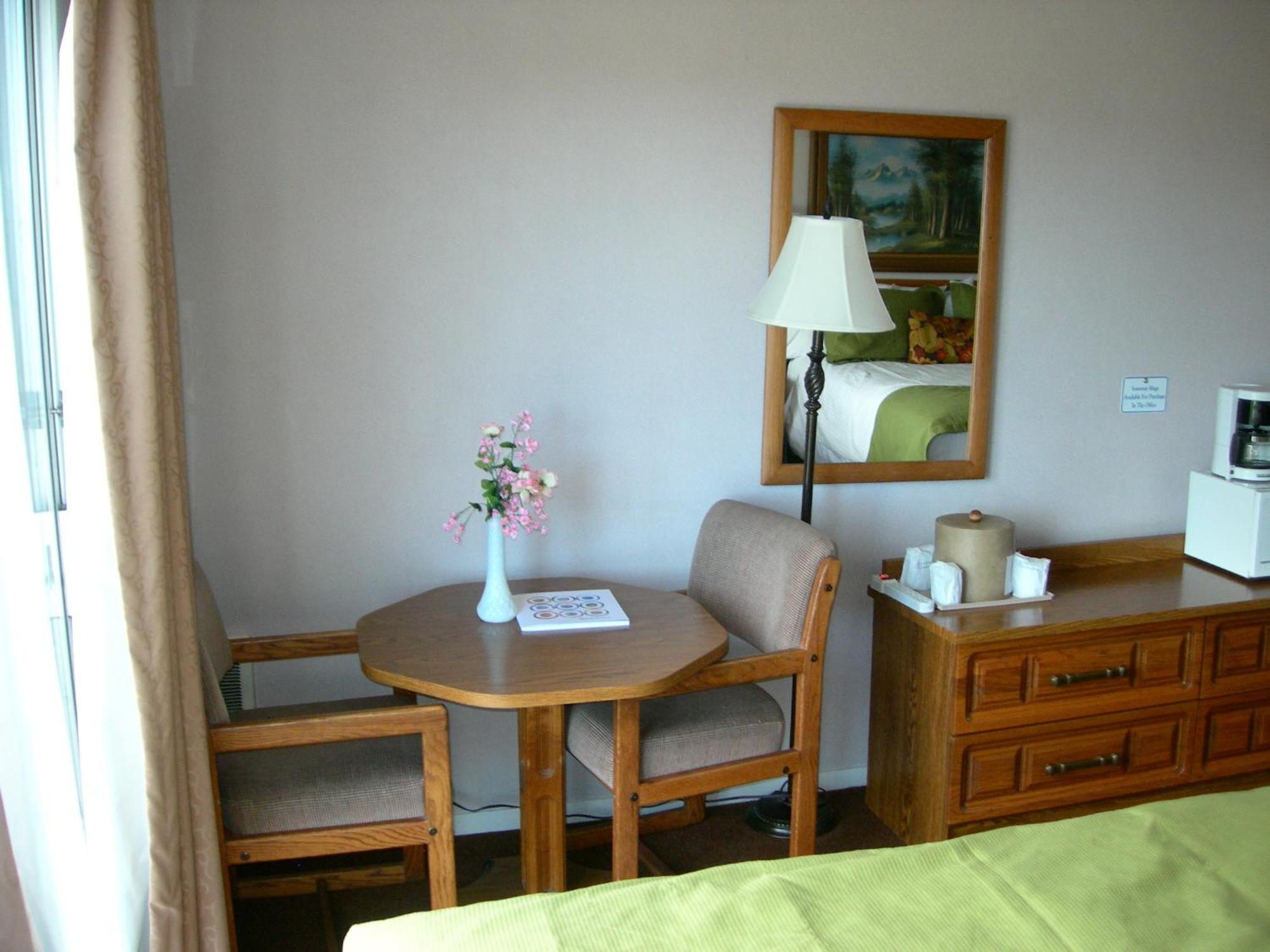 Walker River Lodge Bridgeport Rom bilde